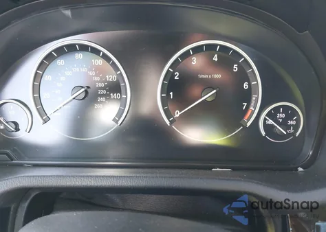 2015 BMW X4 xDrive35I z USA, uszkodzony, nr VIN 5UXXW5C54F0E88929